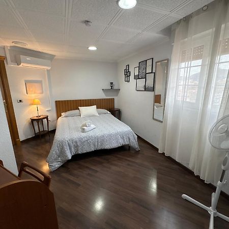 Apartamentos Centro Ciudad 2 Habitaciones Елда Екстериор снимка