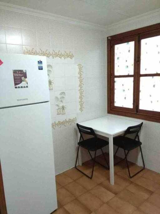 Apartamentos Centro Ciudad 2 Habitaciones Елда Екстериор снимка