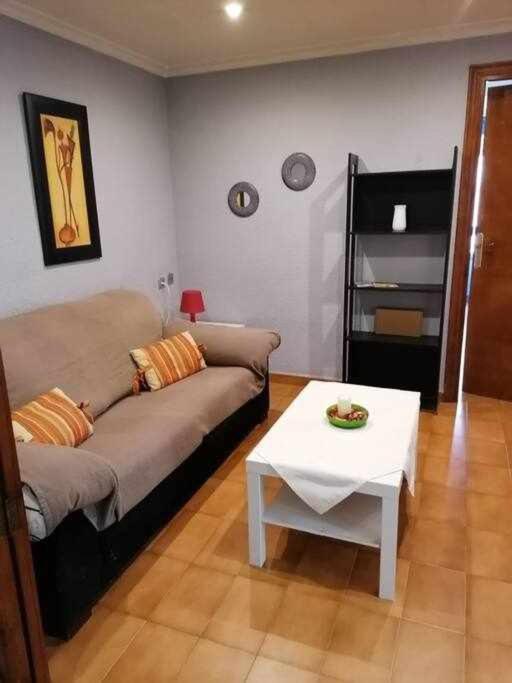 Apartamentos Centro Ciudad 2 Habitaciones Елда Екстериор снимка